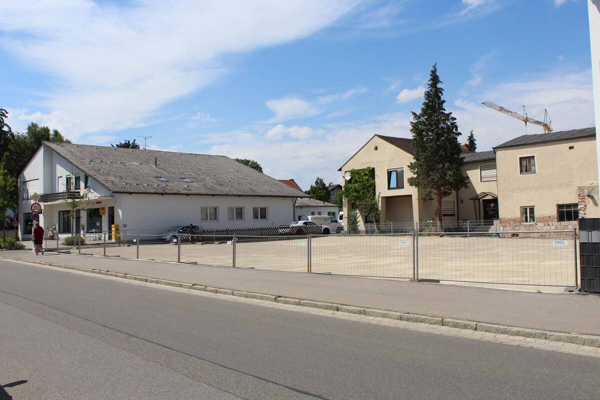 Schotterparkplatz Geisenfelder Straße Manching