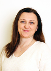 Zazi Madeshova