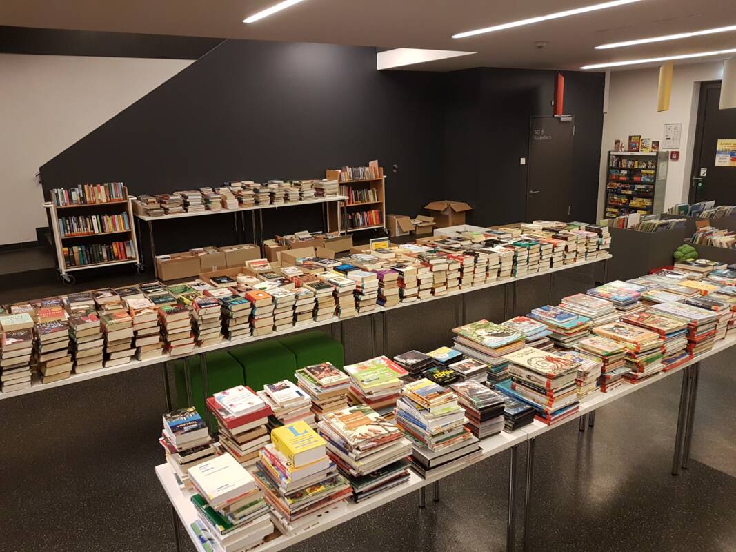 Bücherflohmarkt Bibliothek Manching